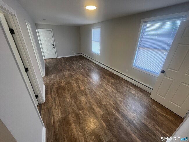 Building Photo - 209 Peck Ave