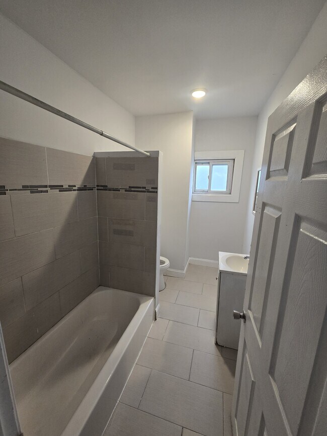 Building Photo - 5942 Callowhill St