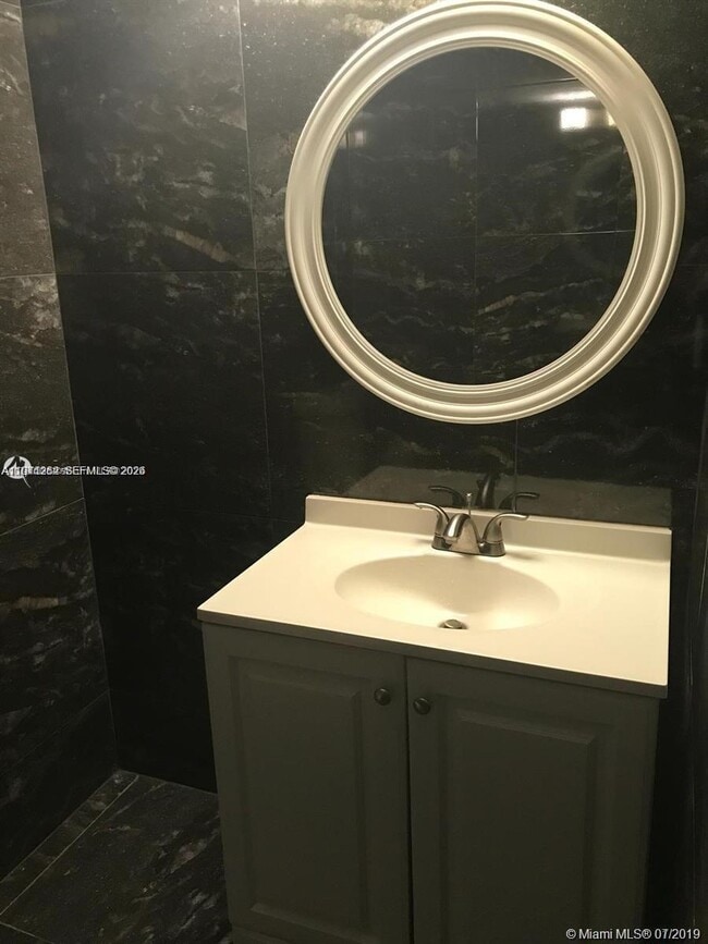 Building Photo - 600 Three Islands Boulevard