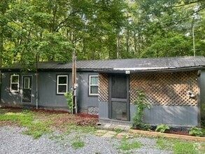 Building Photo - 5 Red Bush School Rd