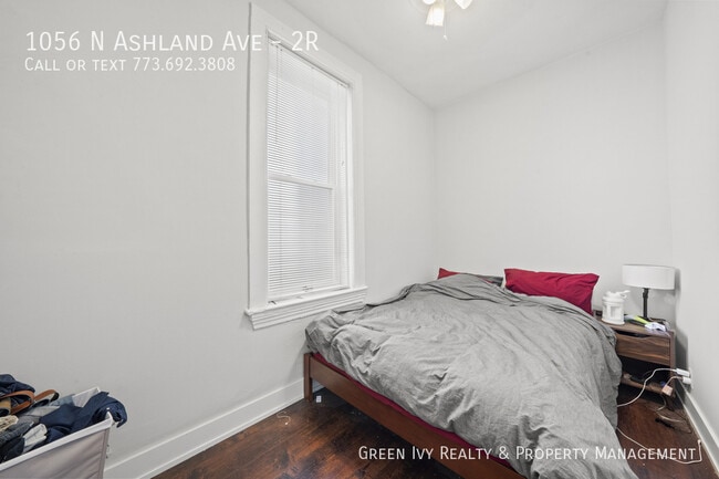 Building Photo - 1056 N Ashland Ave