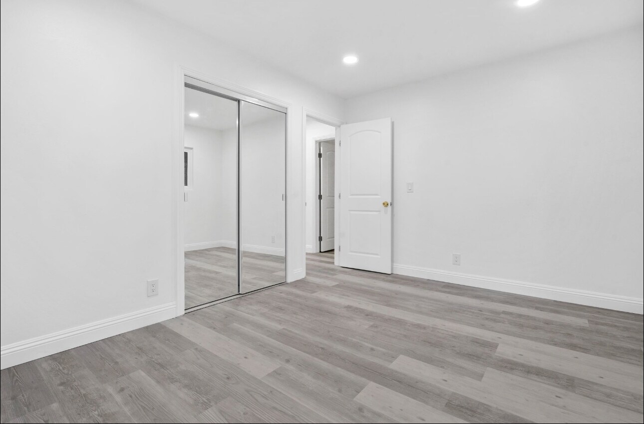 Building Photo - 4925 Indian Wood Rd