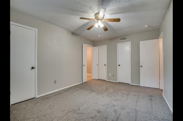 Building Photo - 3601 Willow Ridge Dr