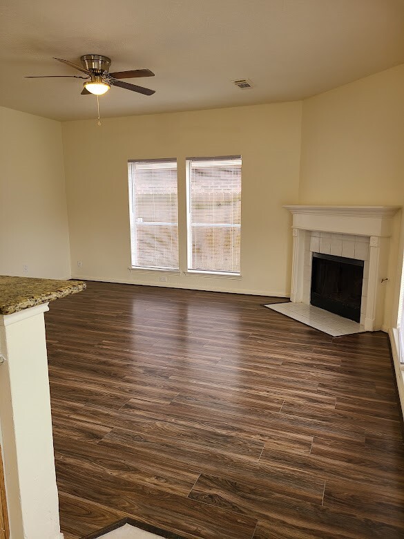 Building Photo - 21718 Bay Palms Dr
