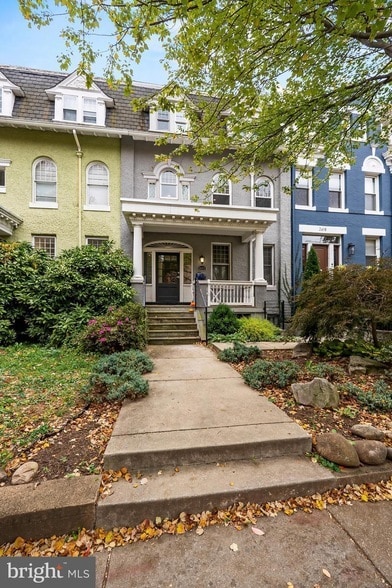 Building Photo - 2616 Garfield St NW