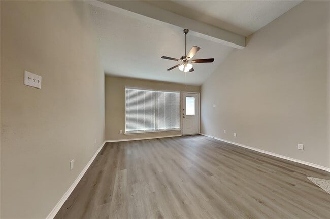 Building Photo - 12907 Stancliff Oaks St