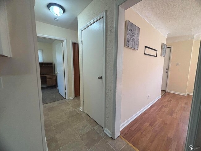 Building Photo - 26138 Yale St