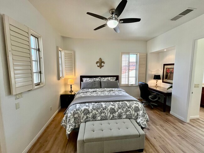 Building Photo - 77772 Tradition Dr