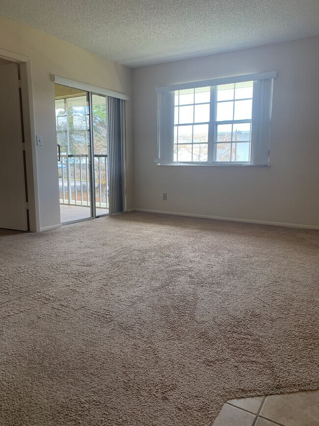 Building Photo - 2/2 MIDPORT II CONDO   2nd floor unit