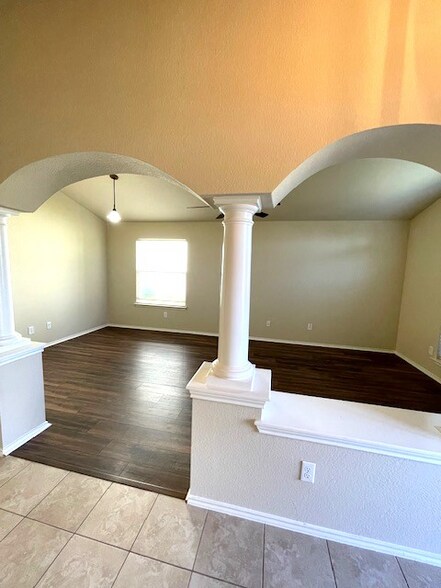 Building Photo - 6721 Cold Water