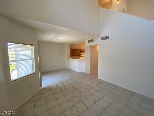 Building Photo - 2152 Jade Creek St