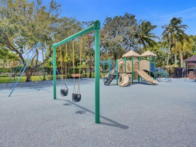 Building Photo - 624 Vista Meadows Dr