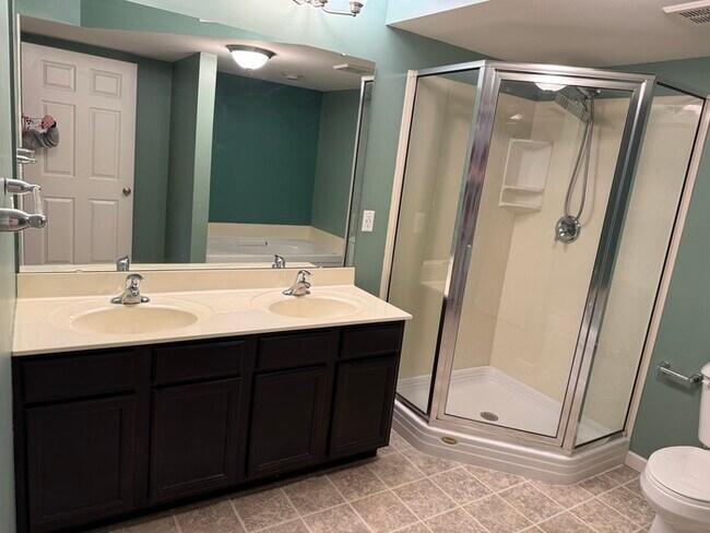 Building Photo - Beautiful 2 Bedroom 2 Bath Condo In St. Peter's