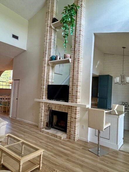 floor to ceiling fireplace - 17280 Eagle Trce