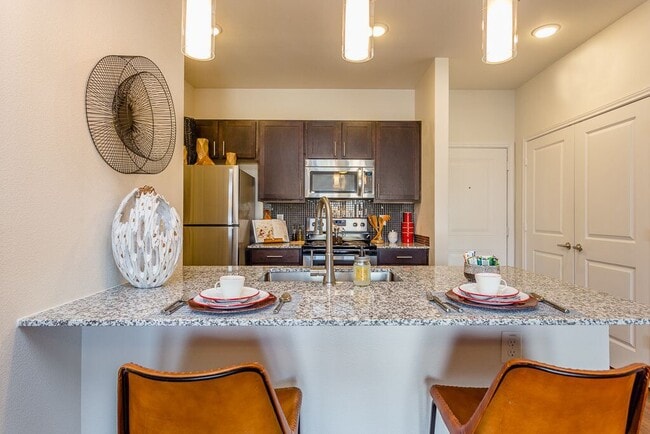 Building Photo - Your Spring Escape – 4 Weeks Free!