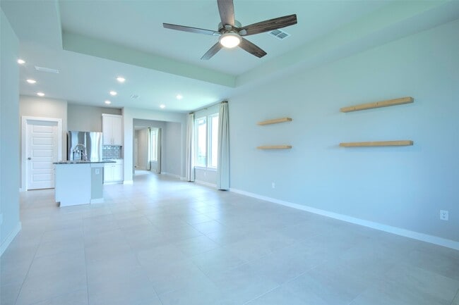 Building Photo - 7215 Clearwater Cv Dr