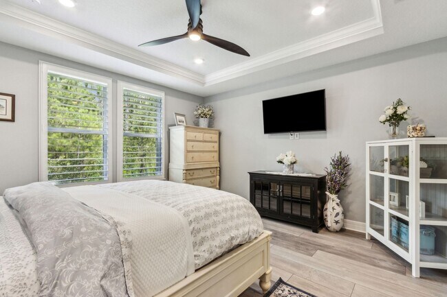 Building Photo - Discover the Ideal 55+ Lifestyle in Your N...