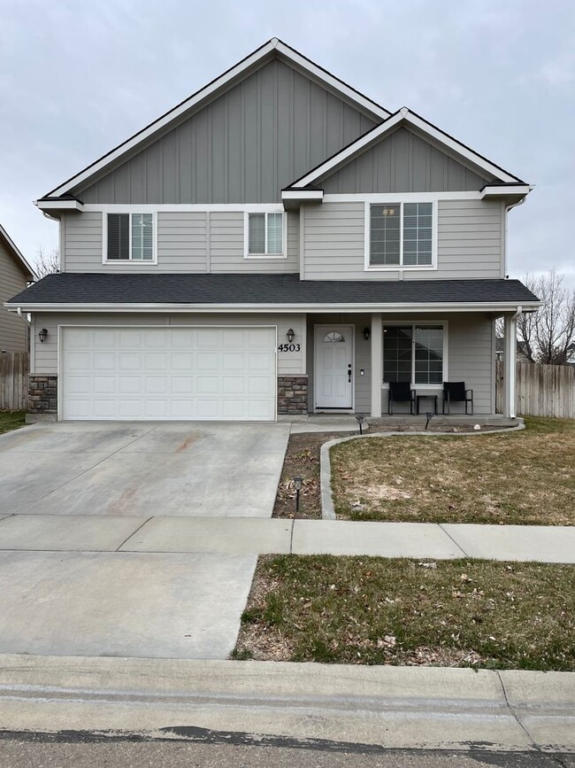 Building Photo - Beautiful Updated Nampa Home!