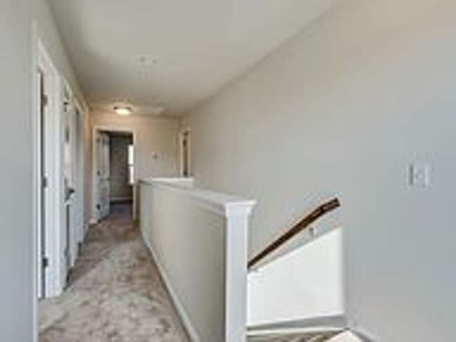 Building Photo - UP TO 2 MONTHS FREE RENT WITH 12 OR 24 MO LEASE!  PET FRIENDLY 4BR w/ Large Fenced Yard – William...