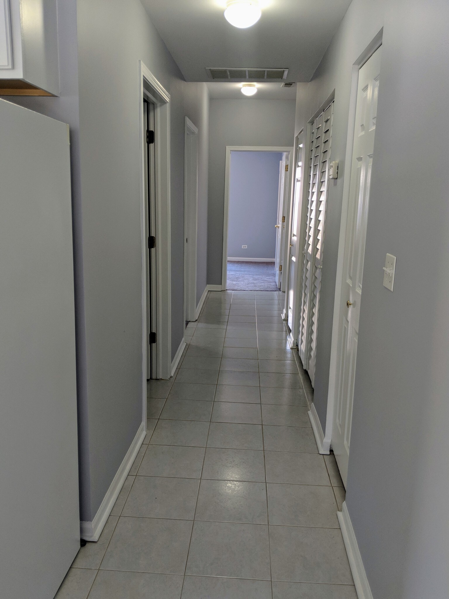 Hallway - 1457 N Rockwell St