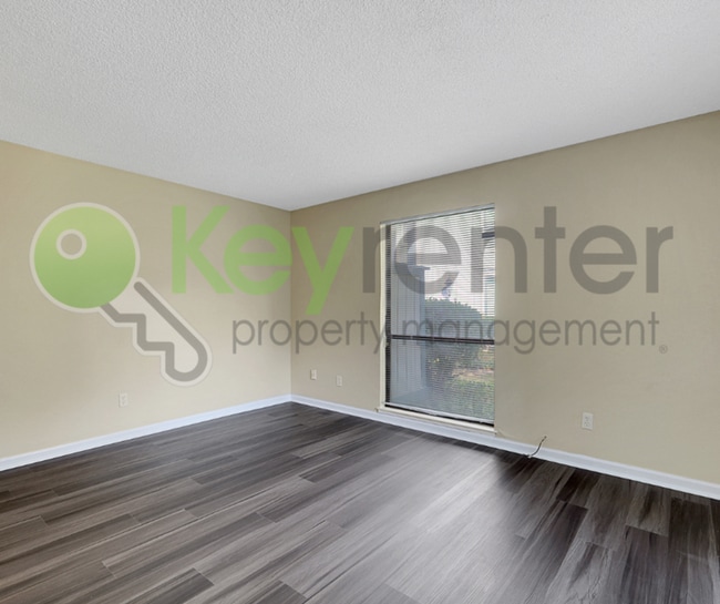 Building Photo - 600 Del Verde Cir