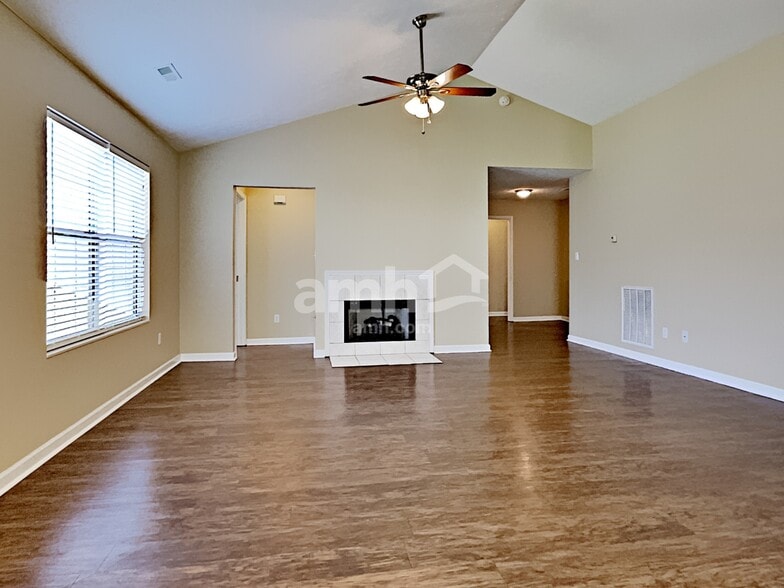 Building Photo - 1326 Treyvista Ct