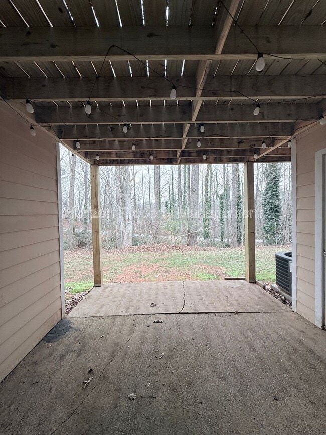 Building Photo - 2498 Hidden Cove Ct