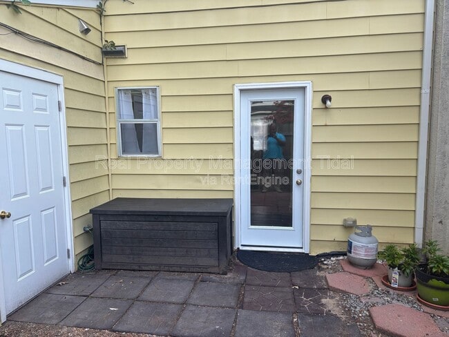 Building Photo - 12714 Woodside Ln