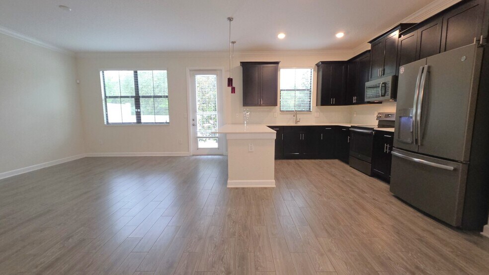 Building Photo - 11150 Whistling Pine Way