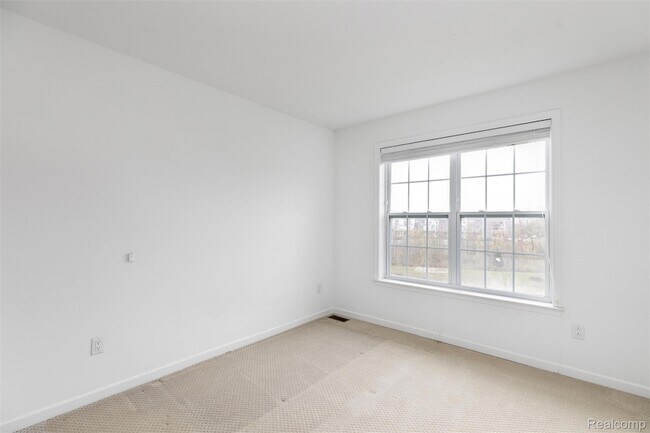 Building Photo - 2769 Ashcombe Dr.