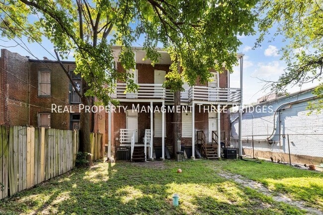 Building Photo - 3411 Cherokee St