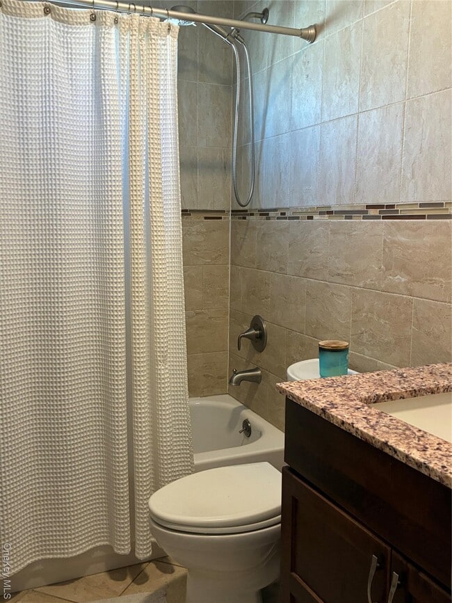 Building Photo - 65 Morning Glory Rd