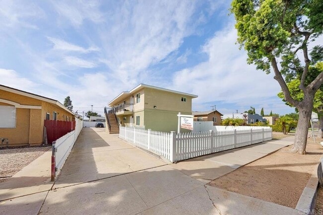 Building Photo - 122 Jefferson Ave