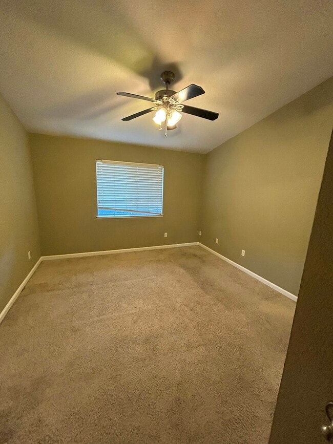 Building Photo - 11150 Trinity River Dr