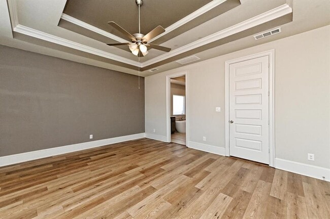 Building Photo - 208 Rocky View Ln