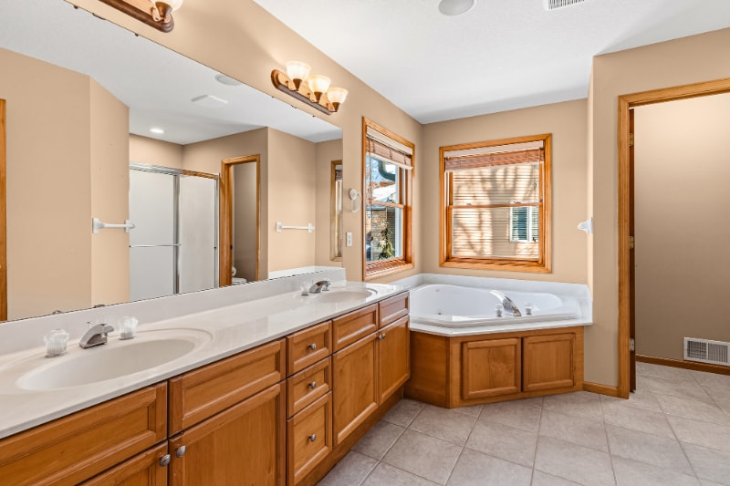 Building Photo - 1517 Covington Ln