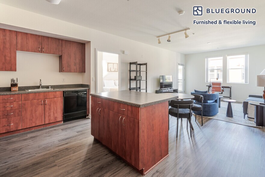 Building Photo - 34 Union Square