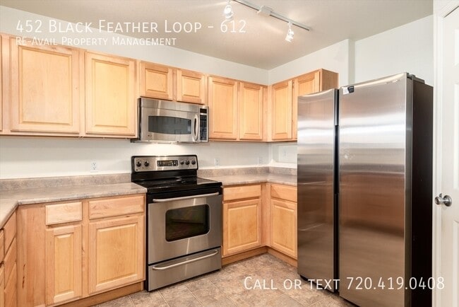 Building Photo - 452 Black Feather Loop
