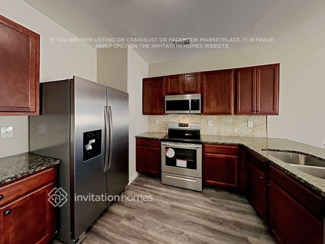Building Photo - 179 Magnaview Dr