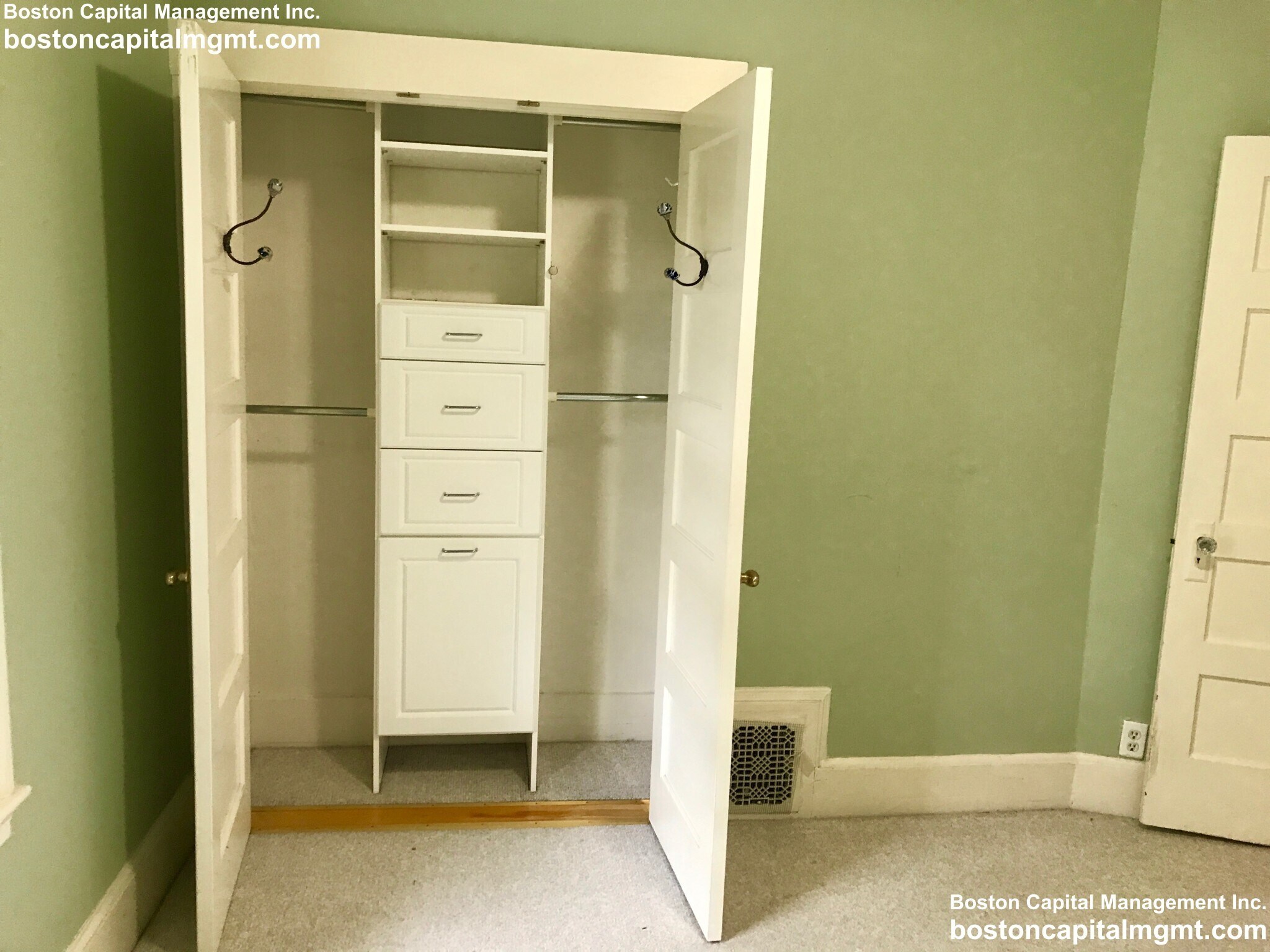 Building Photo - 55 Moreland St