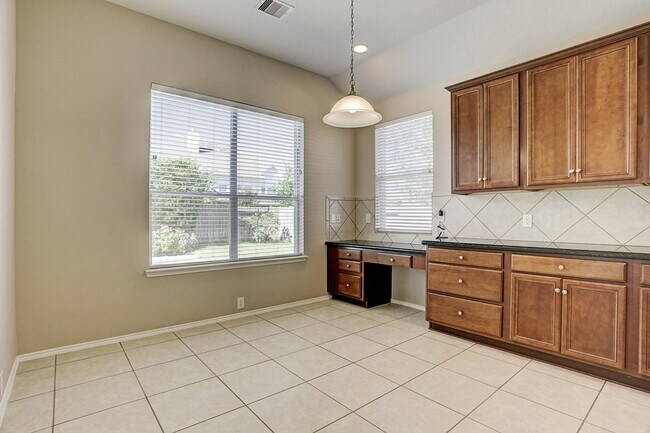 Building Photo - 5503 Honey Mesquite Way