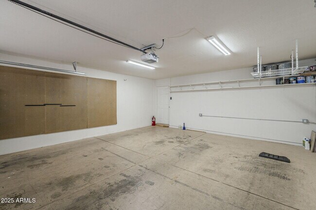 Building Photo - 2436 E Javelina Ave