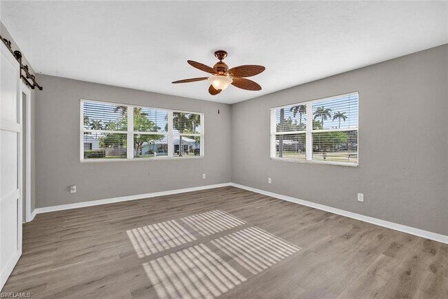 Building Photo - 1420 Maravilla Ave