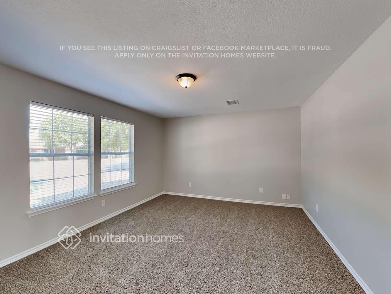 Building Photo - 136 Rolling Hills Pl