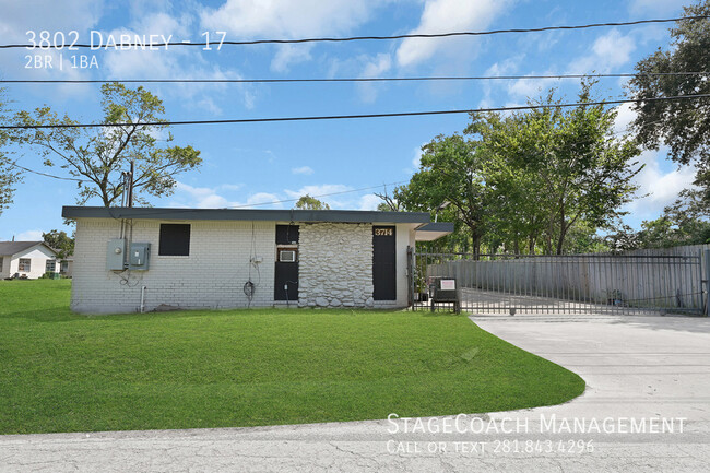 Building Photo - 3802 Dabney-17