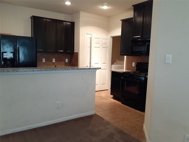 Building Photo - 6603 Sharpstone Creek Ln