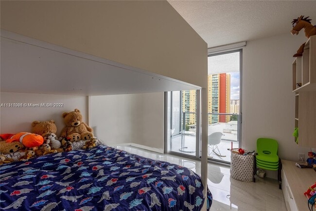 Building Photo - 330 Sunny Isles Blvd