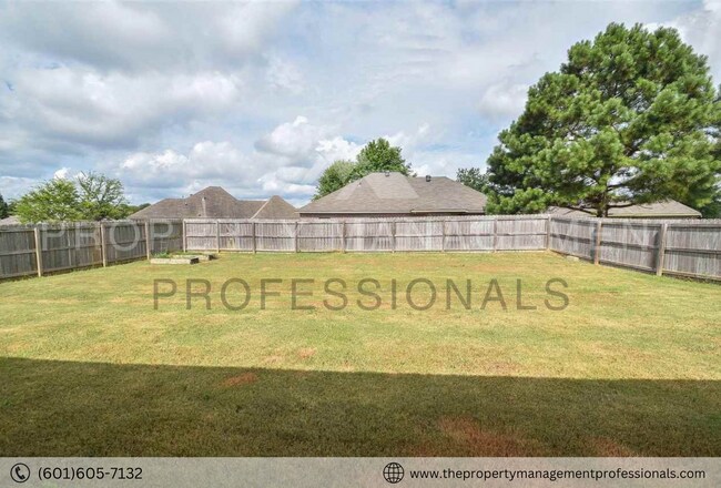 Building Photo - A wonderful home full of character!