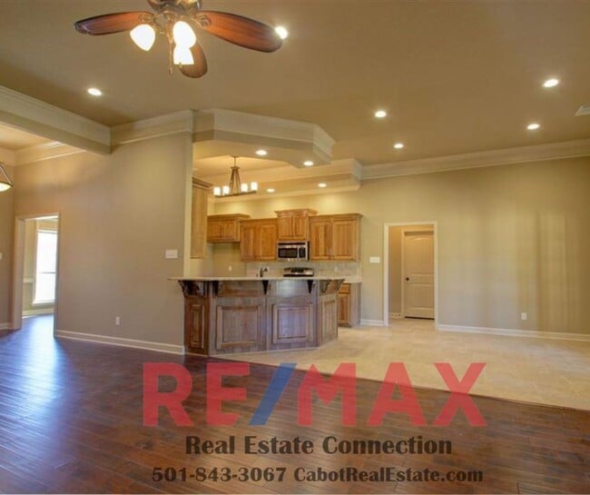 Building Photo - 18 Shadow Creek Dr