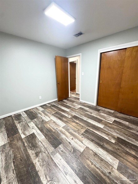 Building Photo - 4516 Charmonte Way